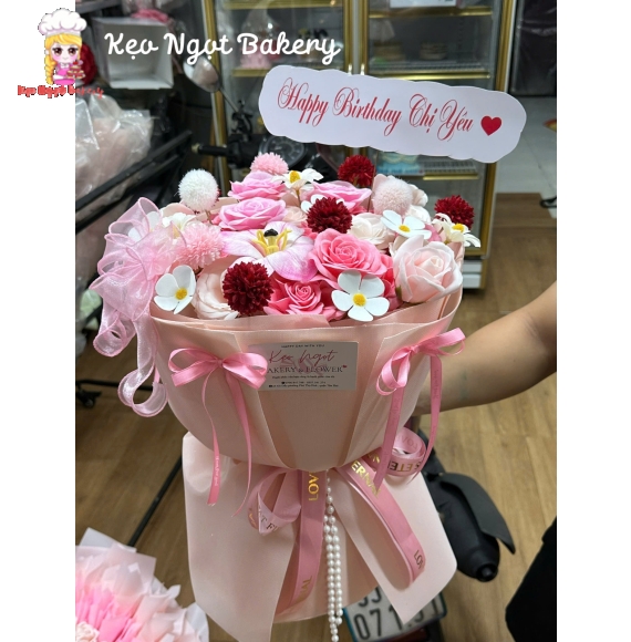 Bó hoa sáp 7 màu tặng chị yêu 