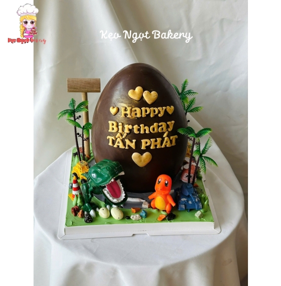 Bánh đập trứng socola kèm đồ chơi cho các bé trai 