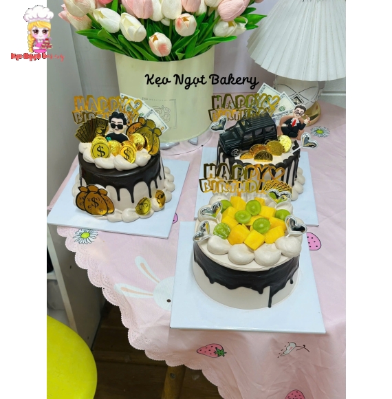 Các mẫu bánh kem dành cho nam bán chạy năm nay 