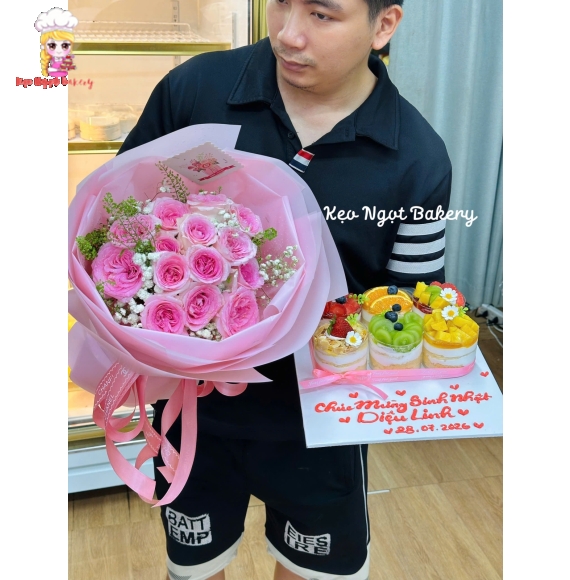 Combo bánh kem 6 ly và hoa sáp tại Kẹo Ngọt 