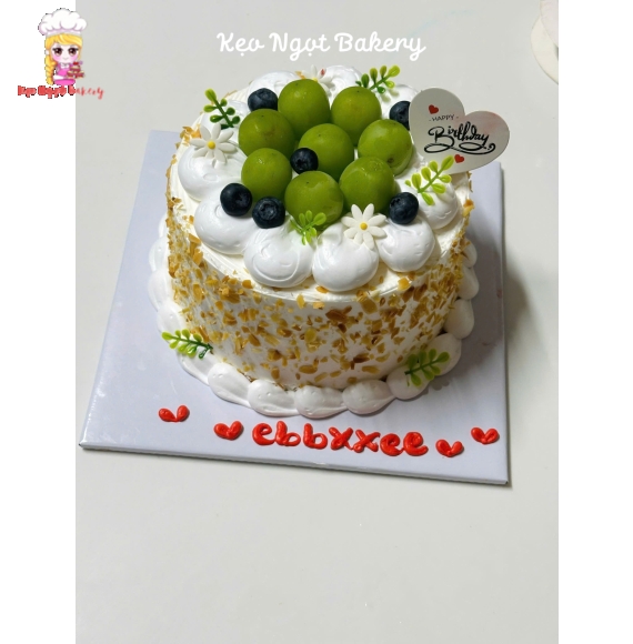 Bánh kem bắp trang trí nho tặng sinh nhật 