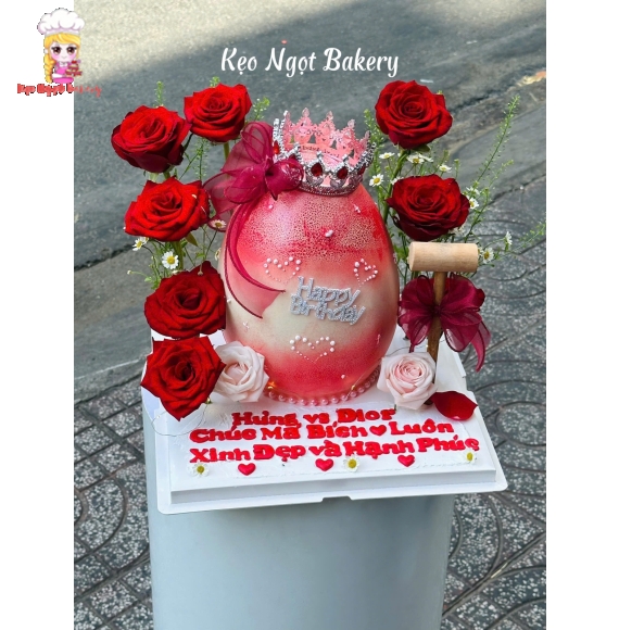 Mẫu bánh đập trứng siêu hot tone đỏ tại Kẹo Ngọt 