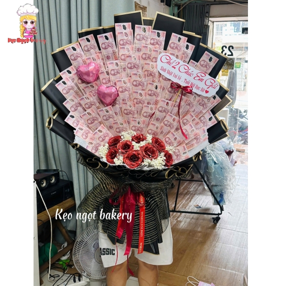 Bó hoa tiền 50k kèm hoa sáp tone đỏ siêu hot 