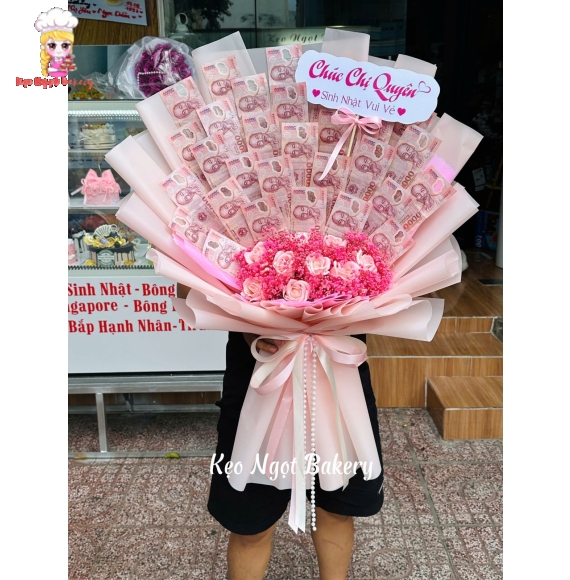Bó hoa tiền 50k kèm hoa sáp tone hồng tại Kẹo Ngọt 