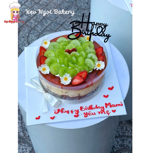Bánh kem rau câu tone đỏ kèm trái cây tặng sinh nhật 