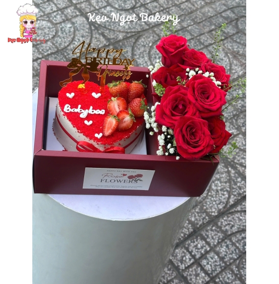 Combo siêu đỉnh giứa bánh kem trái tim và hoa sáp 
