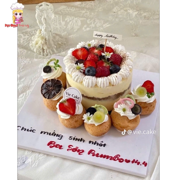 Bánh Tiramisu mẫu bánh hot kèm bánh su dai