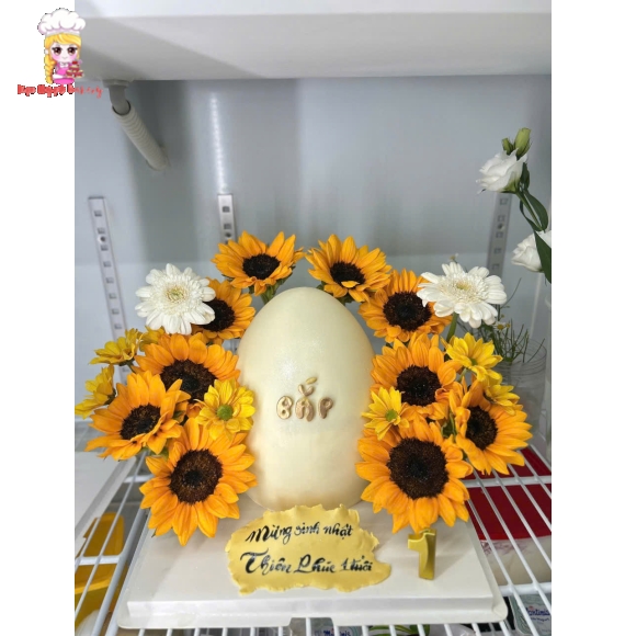 Mẫu bánh đập trứng hot kèm hoa hướng dương