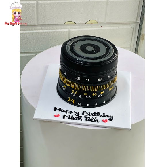 Bánh kem sinh trang trí theo yêu cầu tại Kẹo Ngọt