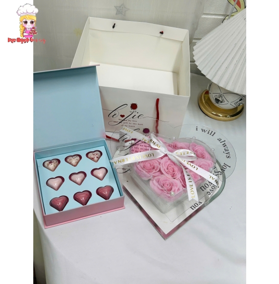 Combo hoa sáp và socola tặng người yêu
