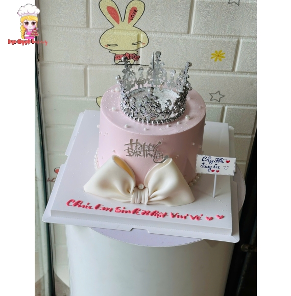 Mẫu bánh kem tone hồng vương miệng hot trend