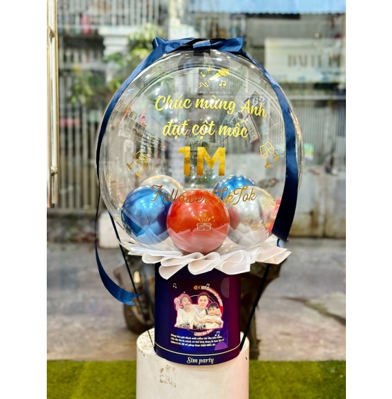 Bóng bay kéo Tiền nhân dịp 1tr followers