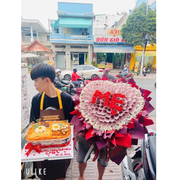 Hoa Tiền Tặng Người Thân