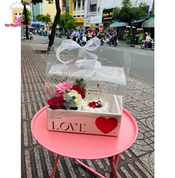 Sét bánh và hoa quận 4