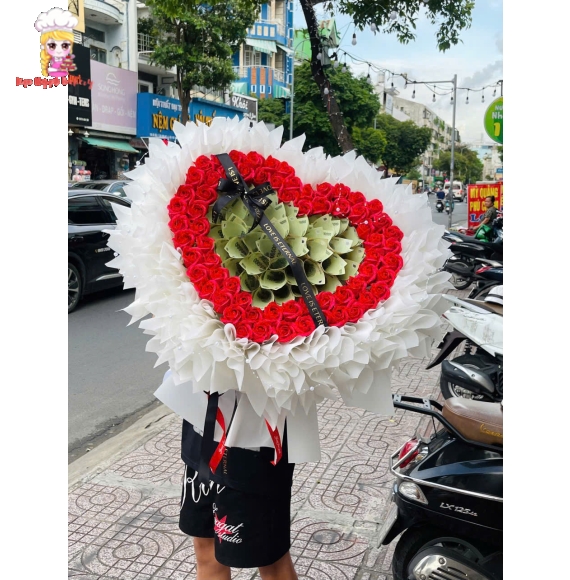 Bó hoa tiền mix với hoa sáp