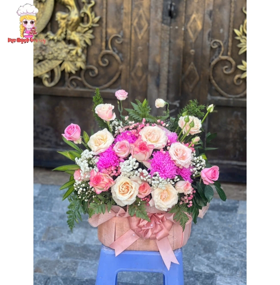 Giỏ hoa chúc mừng tone hồng 