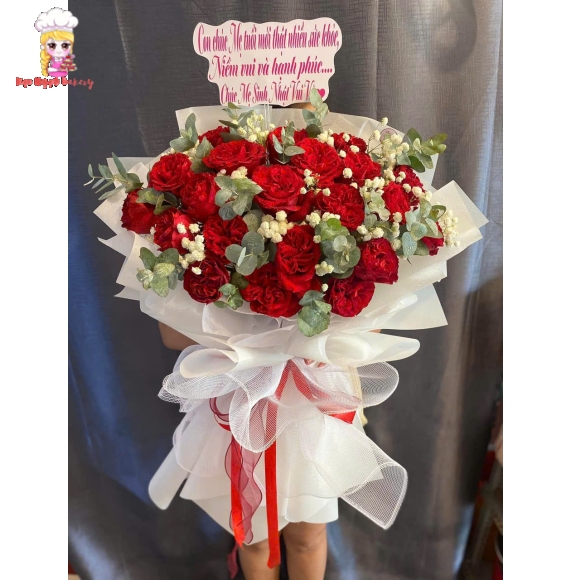 Bó hoa hồng tươi tặng mẹ