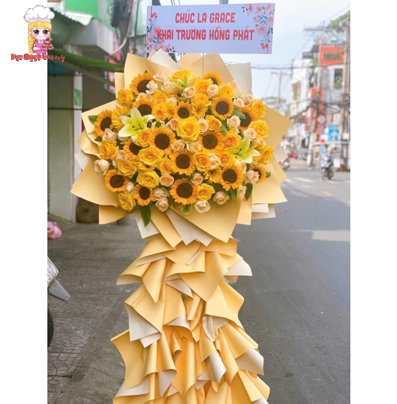 Kệ hoa khai trương