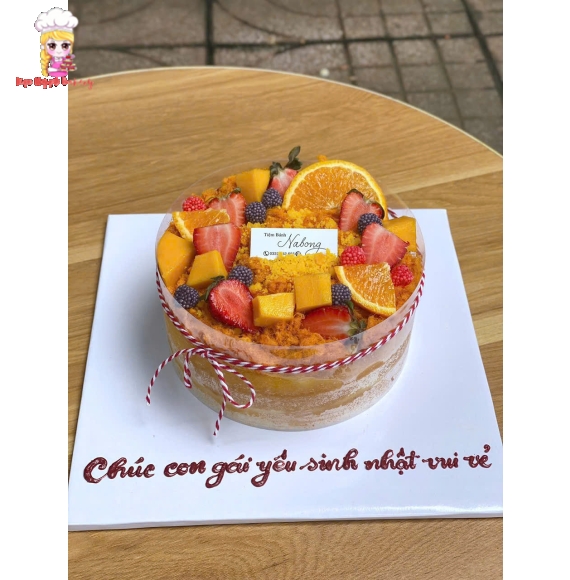 Bánh bông lan trứng muối phủ đầy trái cây