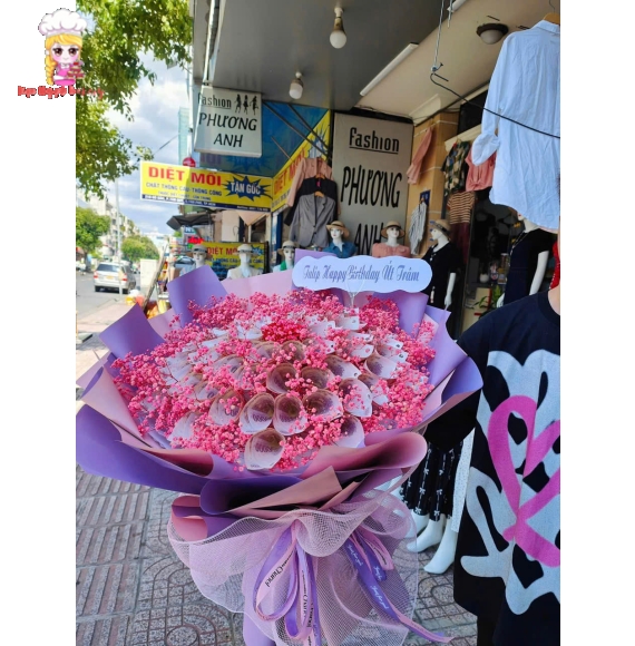Hoa tiền ở Tân Phú