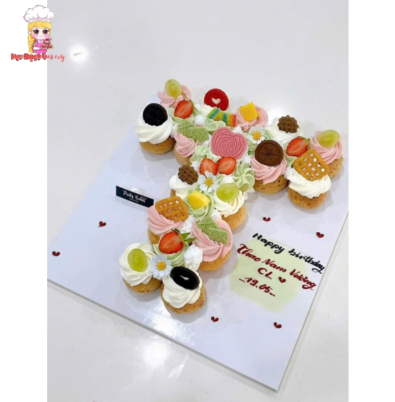 Bánh su kem tặng sinh nhật chữ T