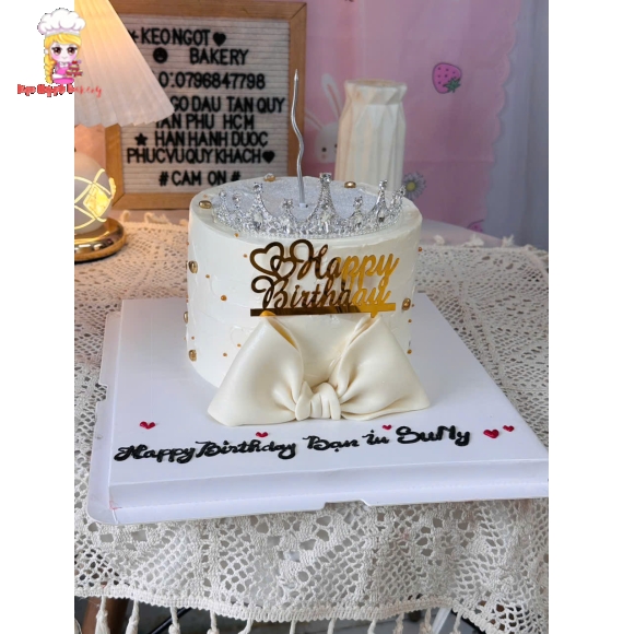 Bánh kem thổi kim tuyến dành cho bạn thân