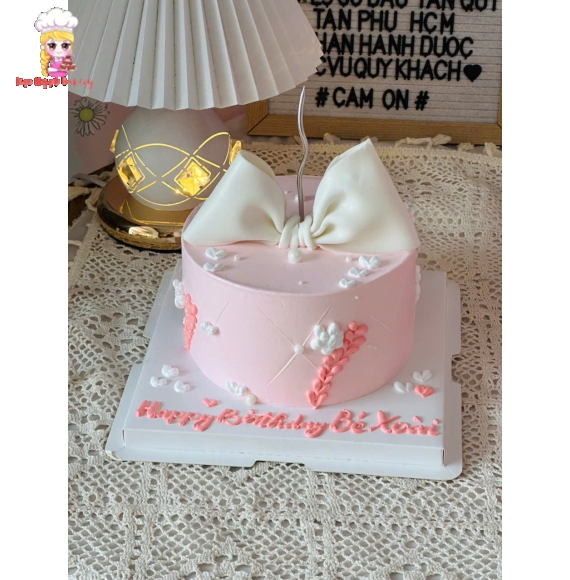Top Những Chiếc Bánh Sinh Nhật nơ trend 2025
