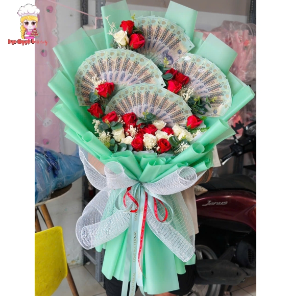 Mẫu hoa tiền xếp quạt khổng lồ tờ 500k