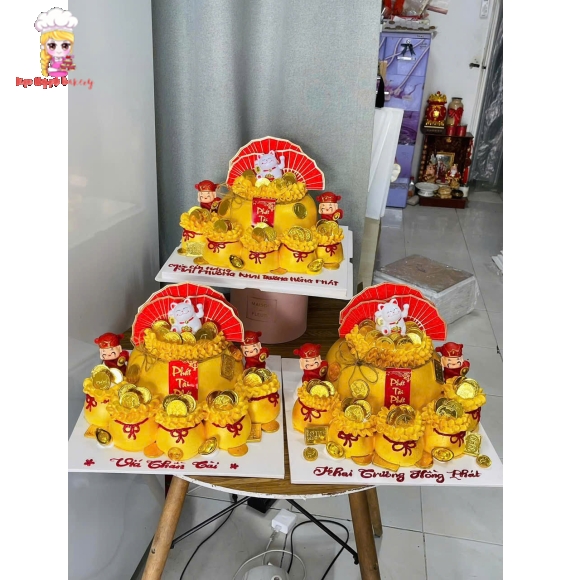 Bánh kem hủ tiền vàng mừng khai trương