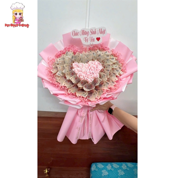 Mẫu hoa tiền mới nhất 2025
