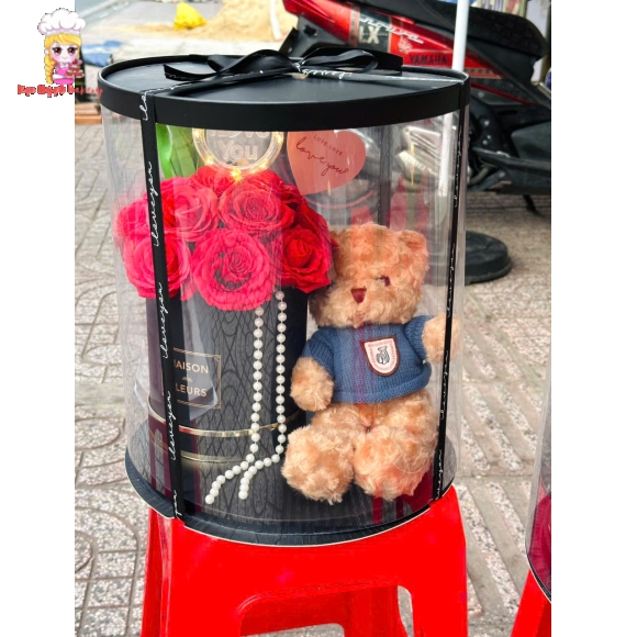 Hộp Gấu hoa xinh cho lễ 20/10 giao nhanh ở Bình Chánh