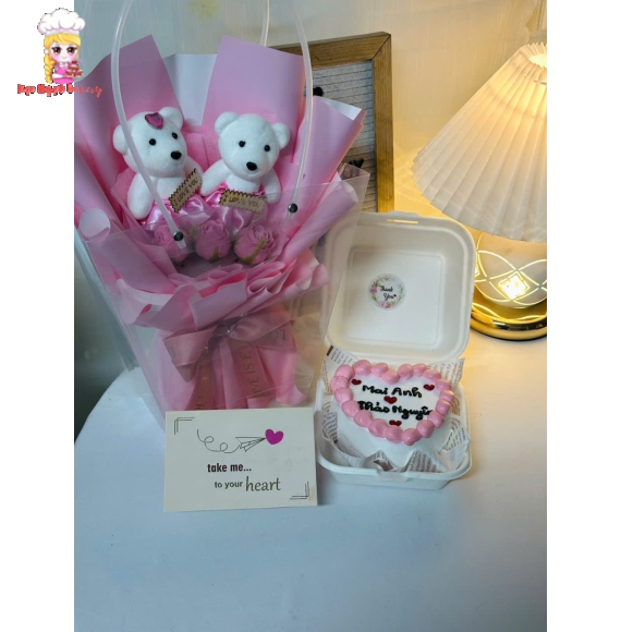 Bánh Bento đơn giản kèm hoa gấu tone hồng