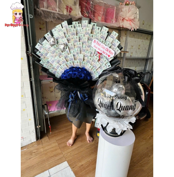 Bó hoa tiền 500k khổng lồ tại tân phú