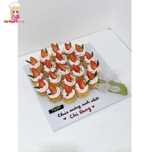 Bánh su dai mừng lễ 20/11 tạo hình bó hoa tươi 