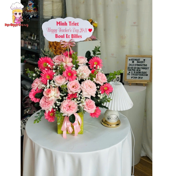 Giỏ hoa chúc mừng tặng 20/11