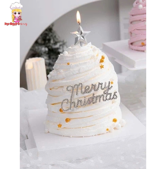 Mẫu bánh kem cây thông tone trắng