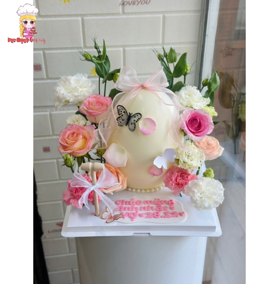 Bánh trứng hot tại Kẹo Ngọt tone hồng kèm hoa tươi