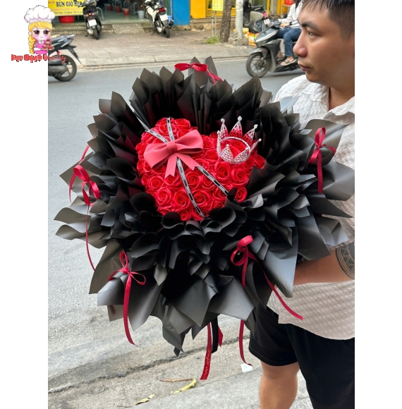 Mẫu bó hoa sáp trái tim tone đỏ đen 