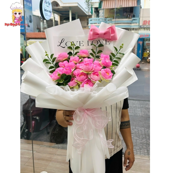 Mẫu bó hoa sáp tone đỏ tại quận 3