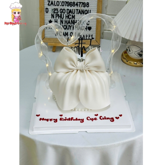 Bánh kem nơ tone trắng tại Tân Phú