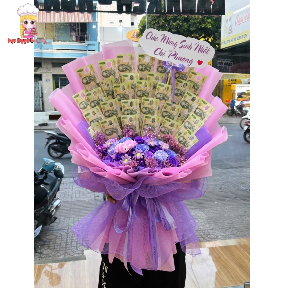 Bó hoa tiền tờ 100k tone tím 