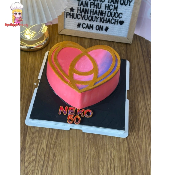 Bánh kem tạo hình dành cho idol live tik tok lên cấp 50