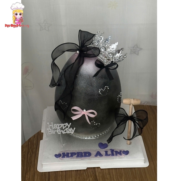 Bánh đập trứng tone đen mẫu đẹp dành cho team sang