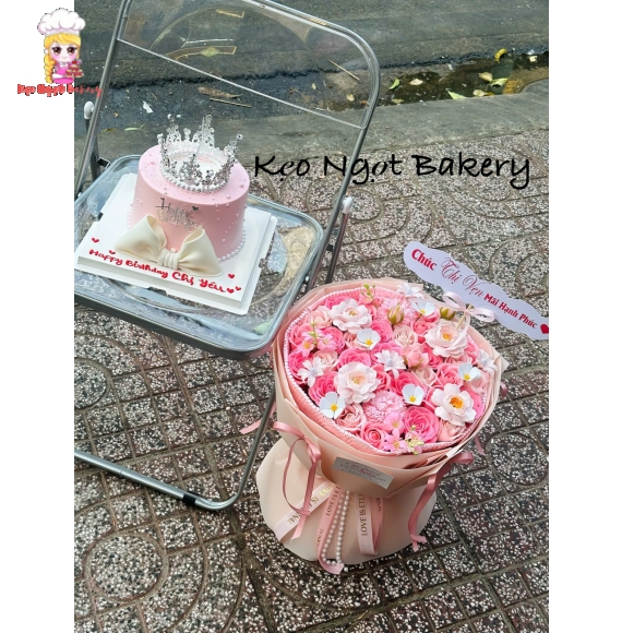 Combo bánh và hoa tone hồng tặng người yêu 