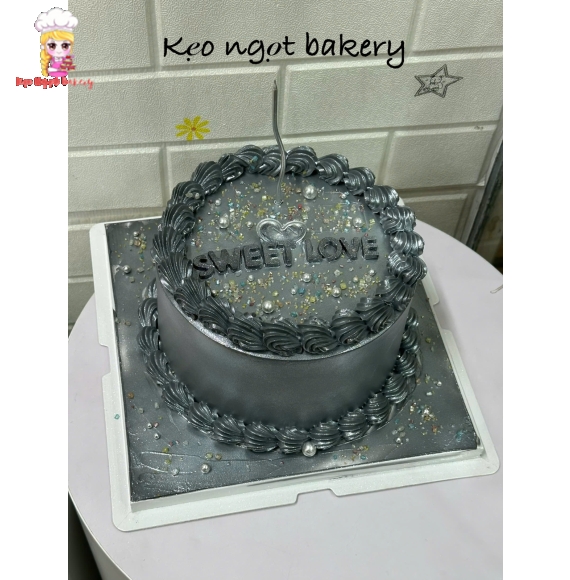Bánh kem tone xám tặng bạn nữ siêu xinh