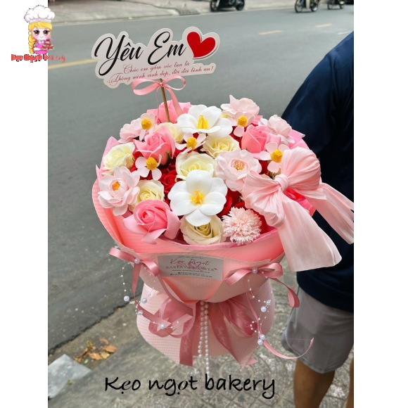 Hoa sáp mẫu đẹp hiện nay tone hồng 